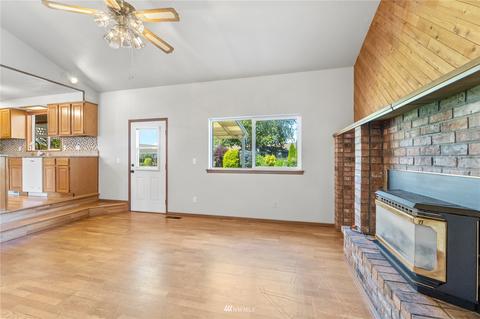 1208 Semanski St, Enumclaw, WA 98022 photo 12