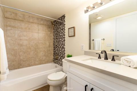 3921 243rd Pl SE #J-204, Bothell, WA 98021 photo 17