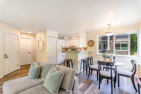 3921 243rd Pl SE #J-204, Bothell, WA 98021 photo 8