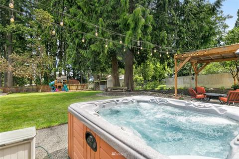 7207 Olympic Dr, Everett, WA 98203 photo 2