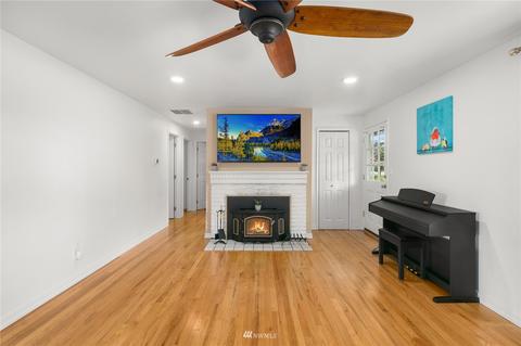 7207 Olympic Dr, Everett, WA 98203 photo 8