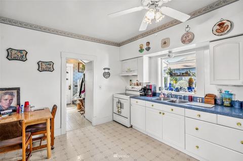 2105 Walnut St, Everett, WA 98201 photo 6