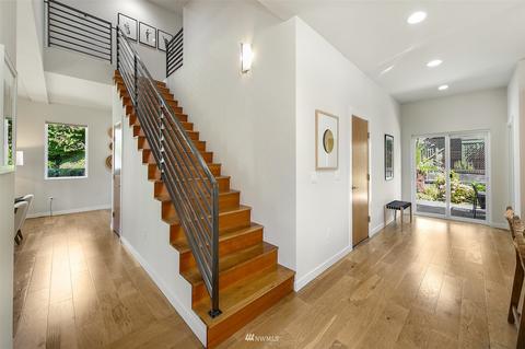 2928 E Thomas St, Seattle, WA 98112 photo 11