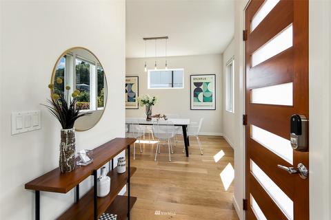 2928 E Thomas St, Seattle, WA 98112 photo 2