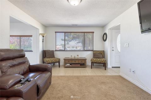 136 Valley Meadows Loop, Chehalis, WA 98532 photo 4