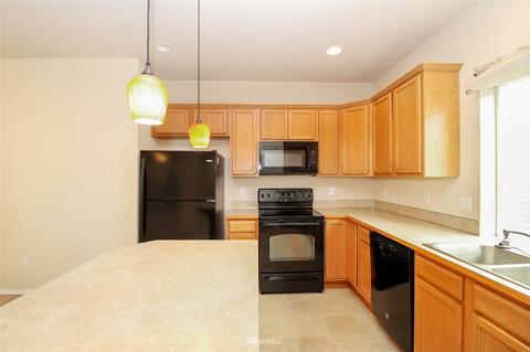 1706 181st St E, Spanaway, WA 98387 photo 9
