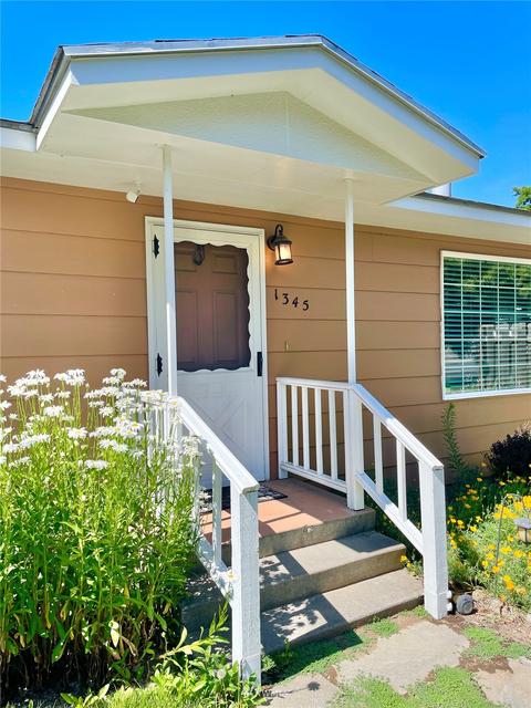 1345 E Sumach St, Walla Walla, WA 99362 photo 2