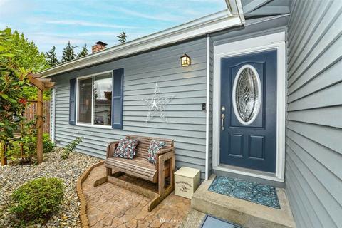 913 110th Pl SE, Everett, WA 98208 photo 2