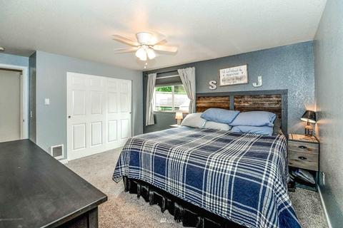 913 110th Pl SE, Everett, WA 98208 photo 16