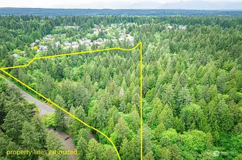 1111 NW Island Lake Rd, Silverdale, WA 98383