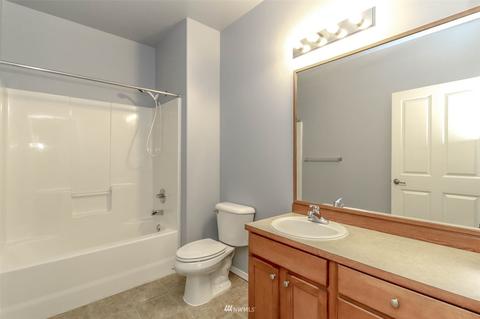 14915 38th Dr SE #2032, Bothell, WA 98012 photo 15