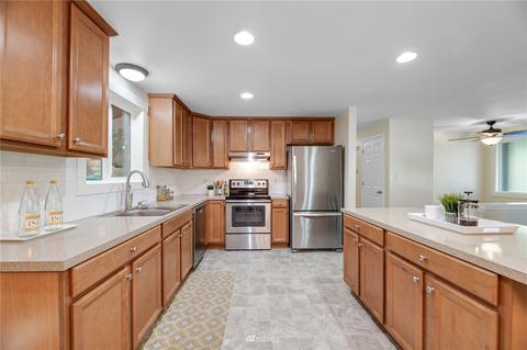 8003 E Glen Dr, Everett, WA 98203 photo 4