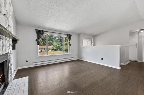 914 194th Street Ct E, Spanaway, WA 98387 photo 4