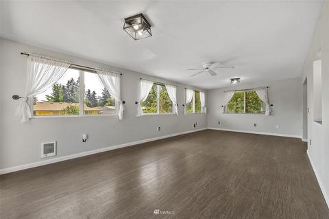 914 194th Street Ct E, Spanaway, WA 98387 photo 11