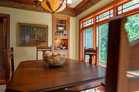 545 N 67th St, Seattle, WA 98103 photo 8