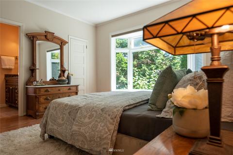 545 N 67th St, Seattle, WA 98103 photo 24