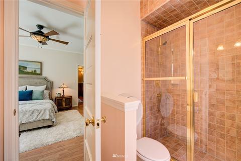 545 N 67th St, Seattle, WA 98103 photo 28