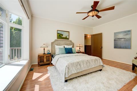 545 N 67th St, Seattle, WA 98103 photo 26