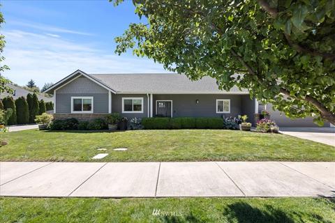 1855 Woodmere Loop, Walla Walla, WA 99362 photo 1