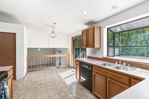 2420 169th Pl SE, Bothell, WA 98012 photo 5