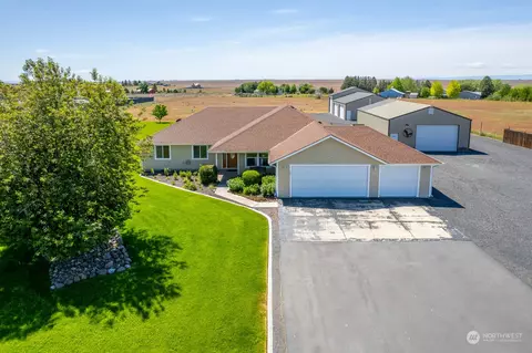 9374 NE Neppel Rd, Moses Lake, WA 98837