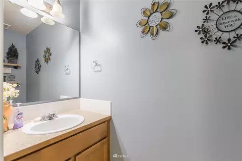 109 Burr St NE, Orting, WA 98360 photo 24
