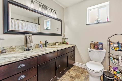 1380 Middle Fork Rd, Onalaska, WA 98570 photo 10