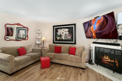 12404 E Gibson Rd #A102, Everett, WA 98204 photo 2