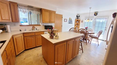 6626 Gateway Ter, Everett, WA 98203 photo 5