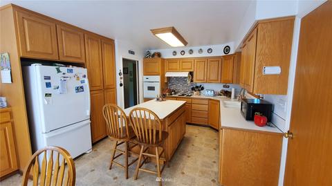 6626 Gateway Ter, Everett, WA 98203 photo 4