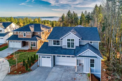 1776 NE Crystal View Ct, Poulsbo, WA 98370