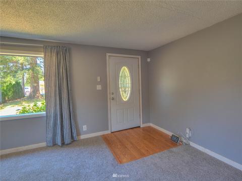 1930 Lowell Ave, Enumclaw, WA 98022 photo 5