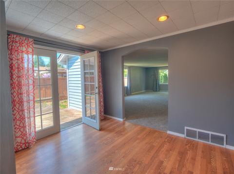 1930 Lowell Ave, Enumclaw, WA 98022 photo 8
