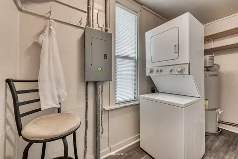 2006 Rockefeller Ave, Everett, WA 98201 photo 11