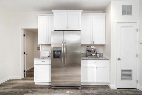 515 E Maple St, Centralia, WA 98531 photo 7