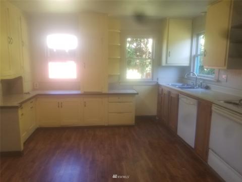 1120 SE Front St, Winlock, WA 98596 photo 6