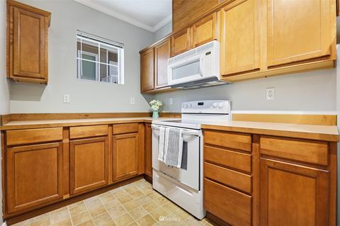 14915 38th Dr SE #2044, Bothell, WA 98012 photo 12