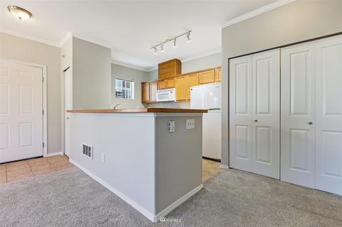 14915 38th Dr SE #2044, Bothell, WA 98012 photo 10