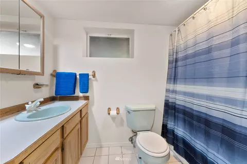 Bath - 22 Miller Rd, Chelan, WA 98816 photo 3 of 3