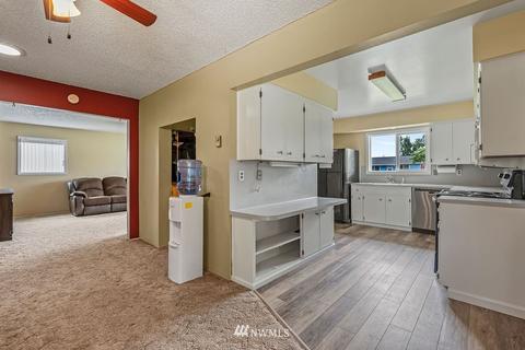 3220 Maple St, Longview, WA 98632 photo 5