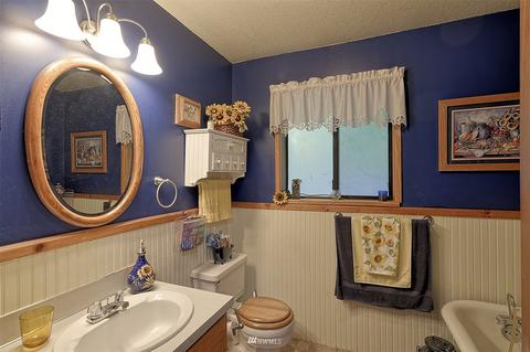 5902 S 2nd Ave, Everett, WA 98208 photo 24