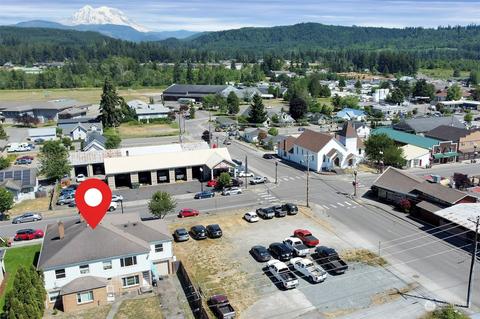 206 Mashell Ave N, Eatonville, WA 98328