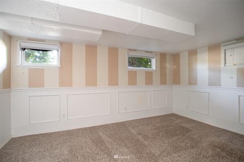 1016 Thompson St, Sumner, WA 98390 photo 22