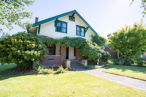 1016 Thompson St, Sumner, WA 98390 photo 2