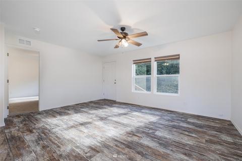 45 W Blakely Dr, Elma, WA 98541 photo 4