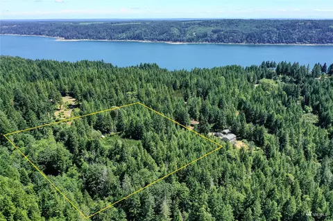110 NE Bear Ridge Rd, Belfair, WA 98528
