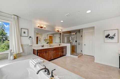 10028 NE 162nd St, Bothell, WA 98011 photo 28