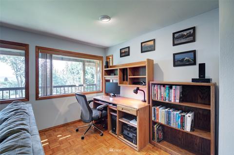 821 Sprague St, Edmonds, WA 98020 photo 37