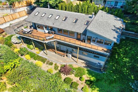 821 Sprague St, Edmonds, WA 98020 photo 3