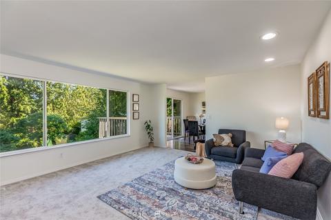20519 11th Dr SE, Bothell, WA 98012 photo 2